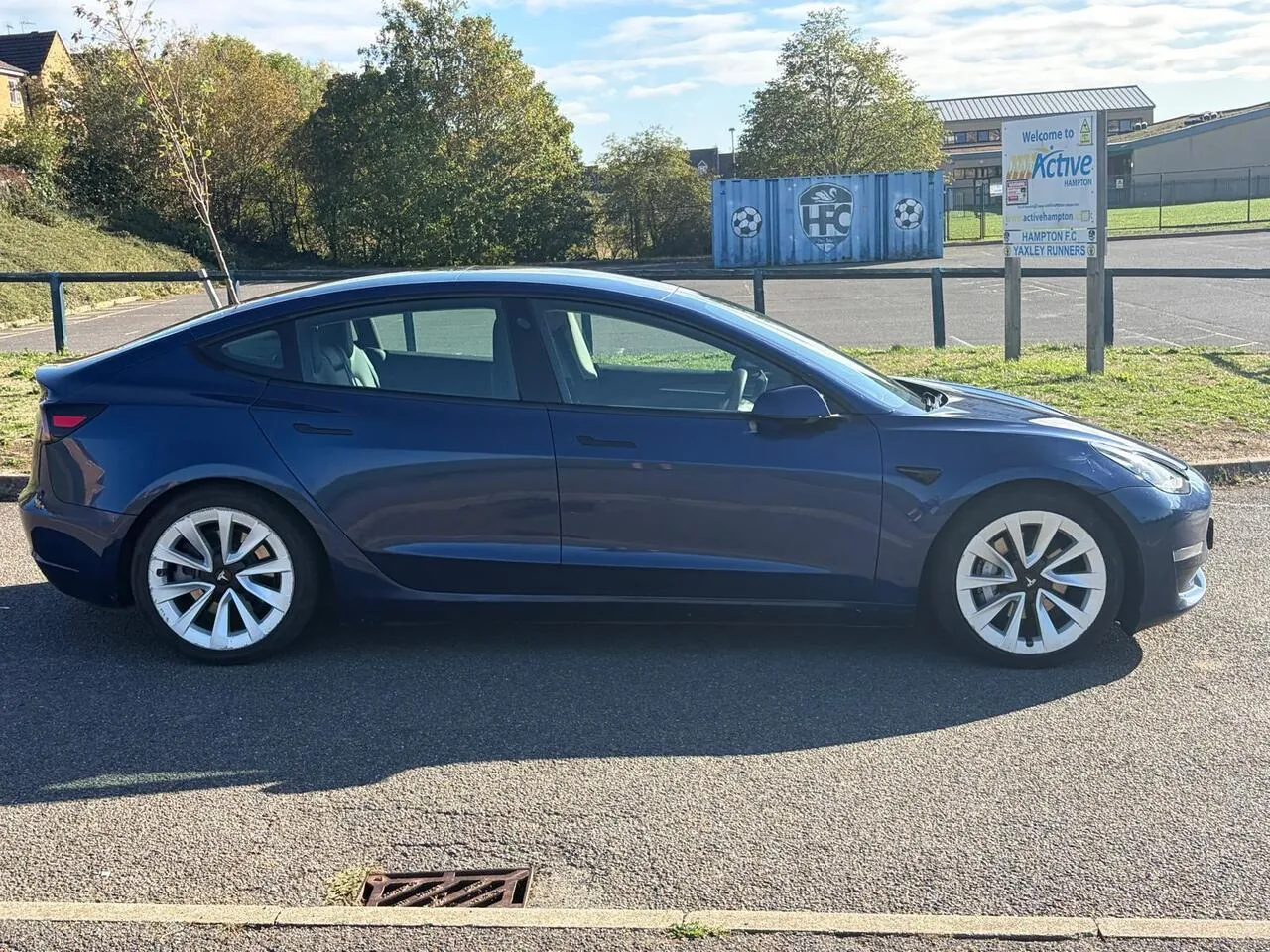Tesla Model 3 2021 photo 3