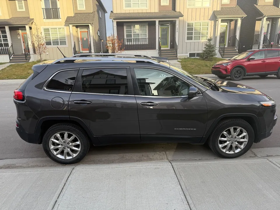 Jeep Cherokee 2014 photo 2