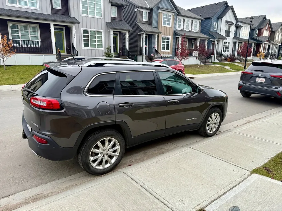 Jeep Cherokee 2014 photo 4