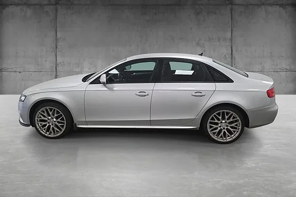 Audi A4 2008 photo 4