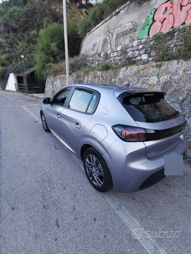 Peugeot 208 2021 photo 5