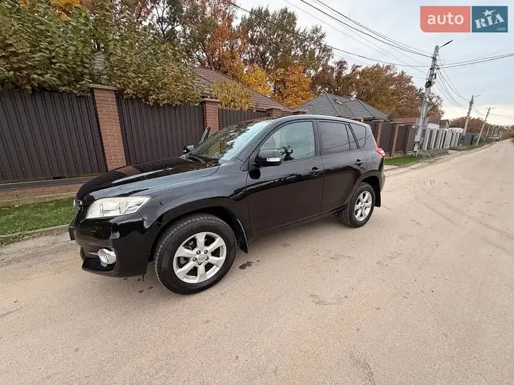 Toyota Rav4 2010 photo 5