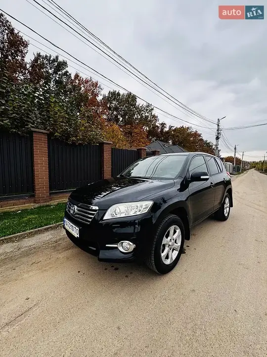 Toyota Rav4 2010 photo 3