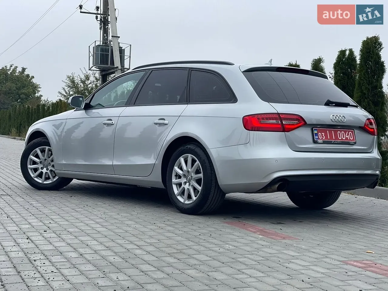 Audi A4 2012 photo 5