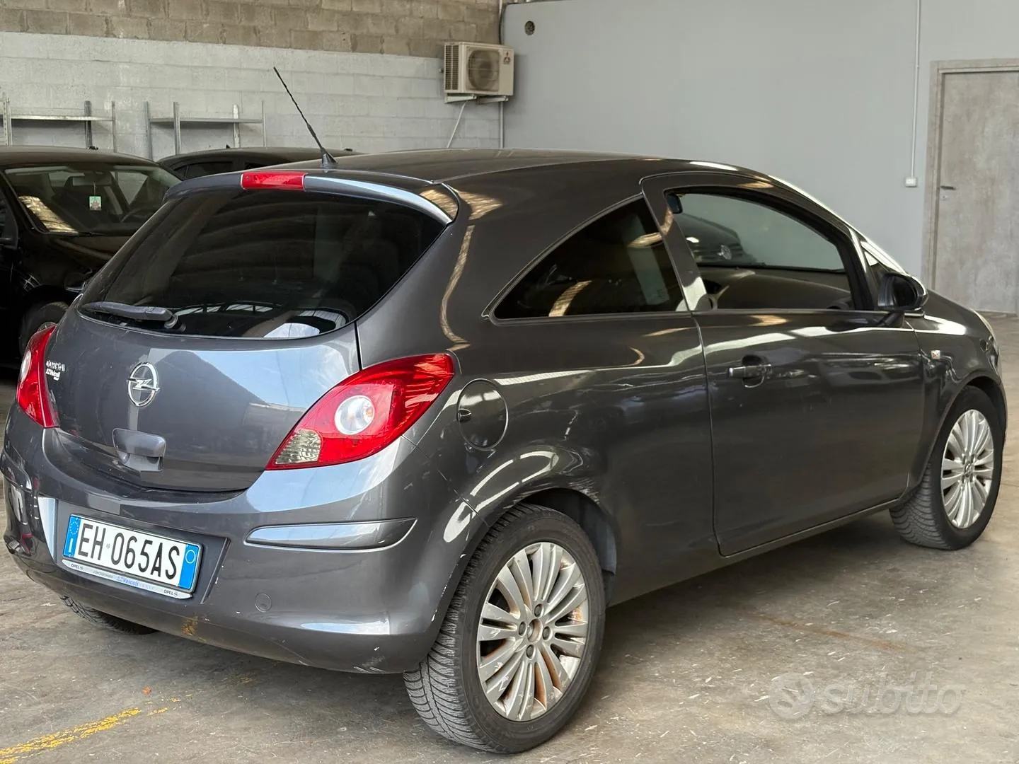 Opel Corsa 2011 photo 4