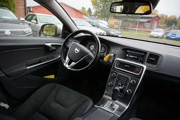 Volvo V60 2012 photo 5