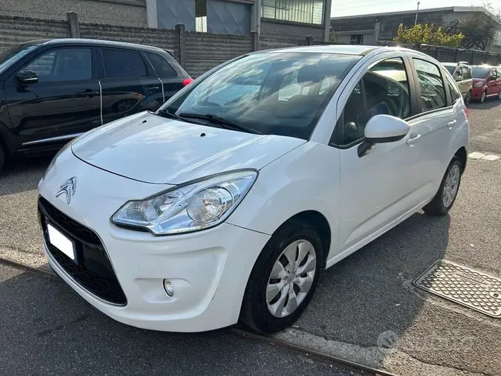 Citroen C3 2011 photo 2