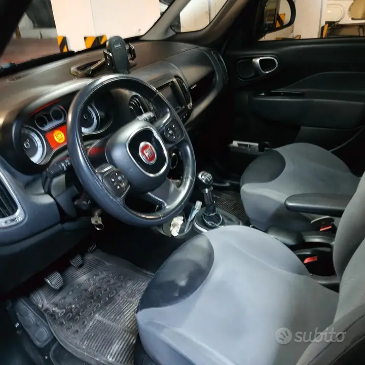 Fiat 500L 2013 photo 3
