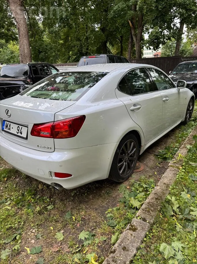 Lexus Is 2008 photo 4