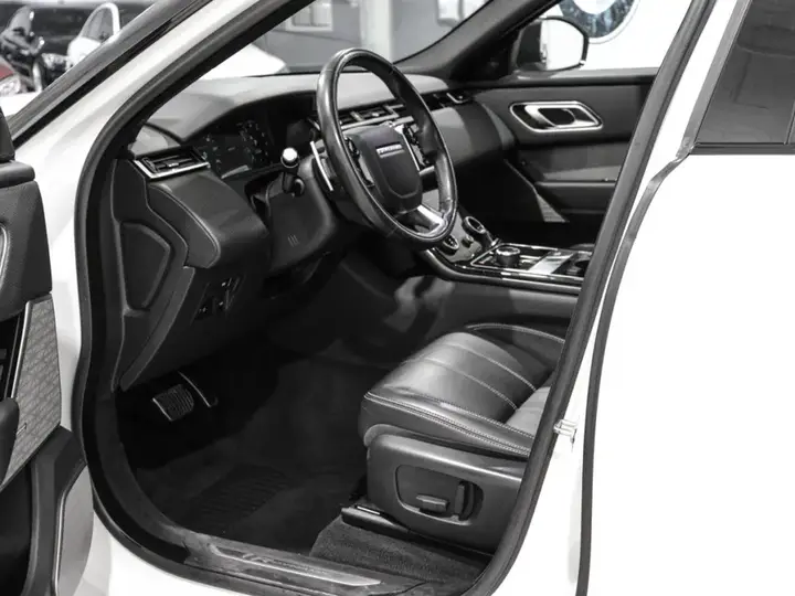 Land Rover Range Rover Velar 2019 photo 5
