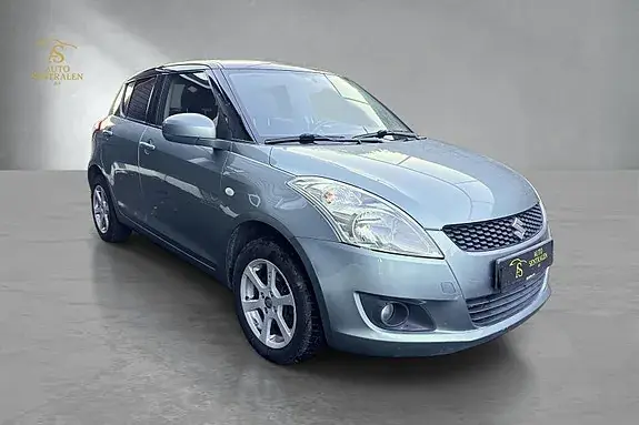 Suzuki Swift 2010 photo 3