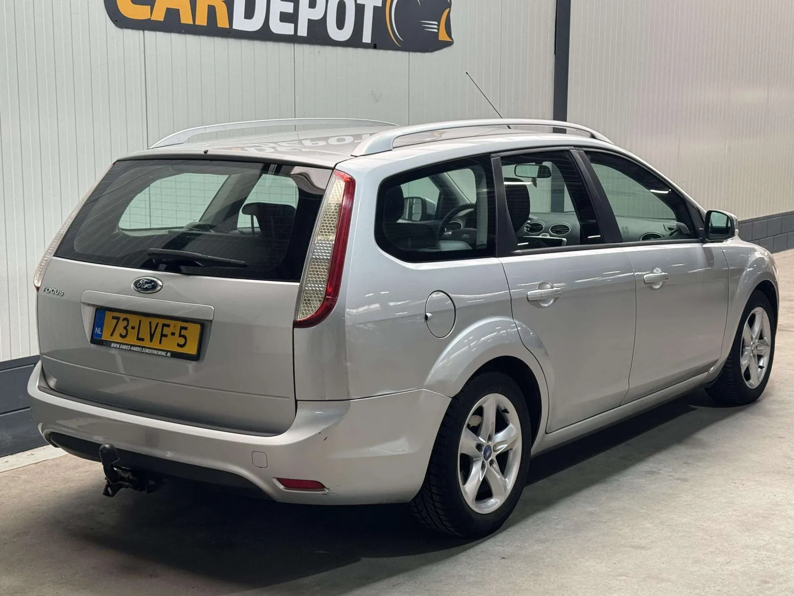 Ford Focus 2010 photo 5