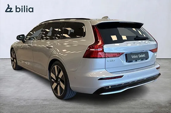 Volvo V60 2024 photo 2