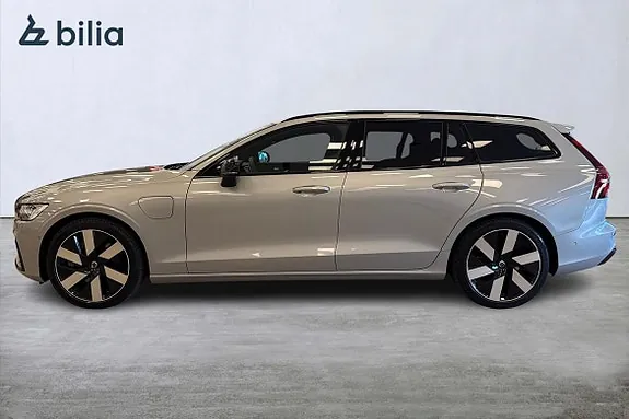 Volvo V60 2024 photo 3