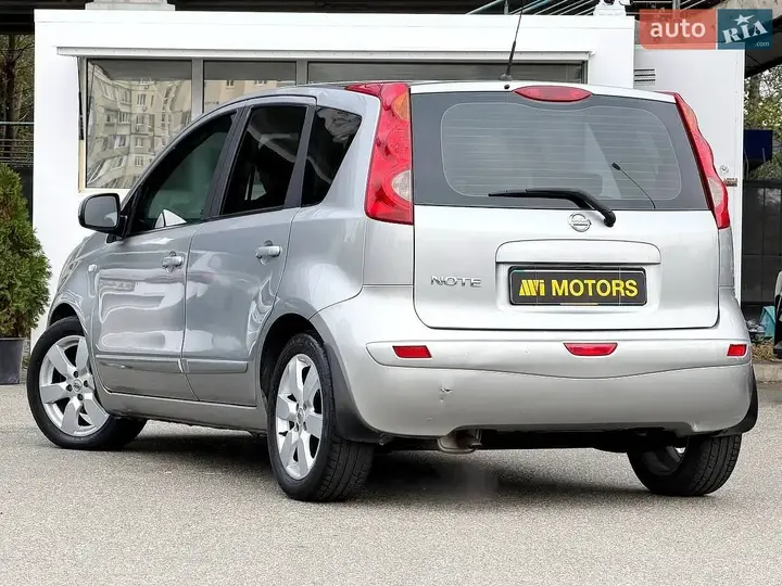 Nissan Note 2007 photo 2