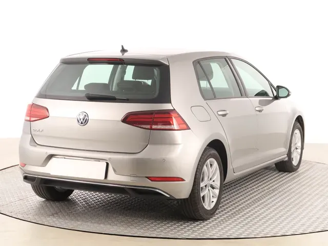 Volkswagen Golf 2019 photo 3