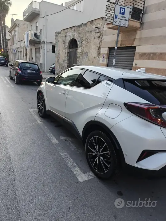 Toyota C-Hr 2020 photo 5
