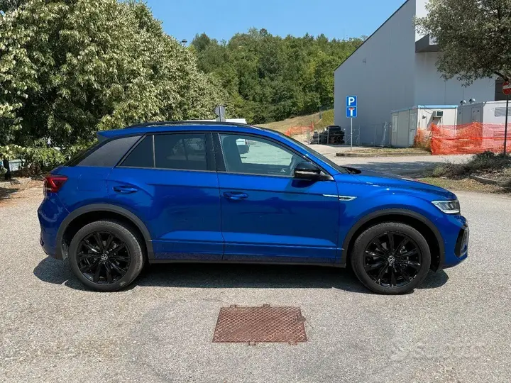 Volkswagen T-Roc 2023 photo 4