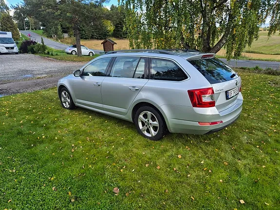 Skoda Octavia 2017 photo 3