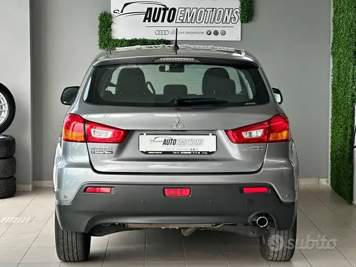 Mitsubishi Asx 2011 photo 5