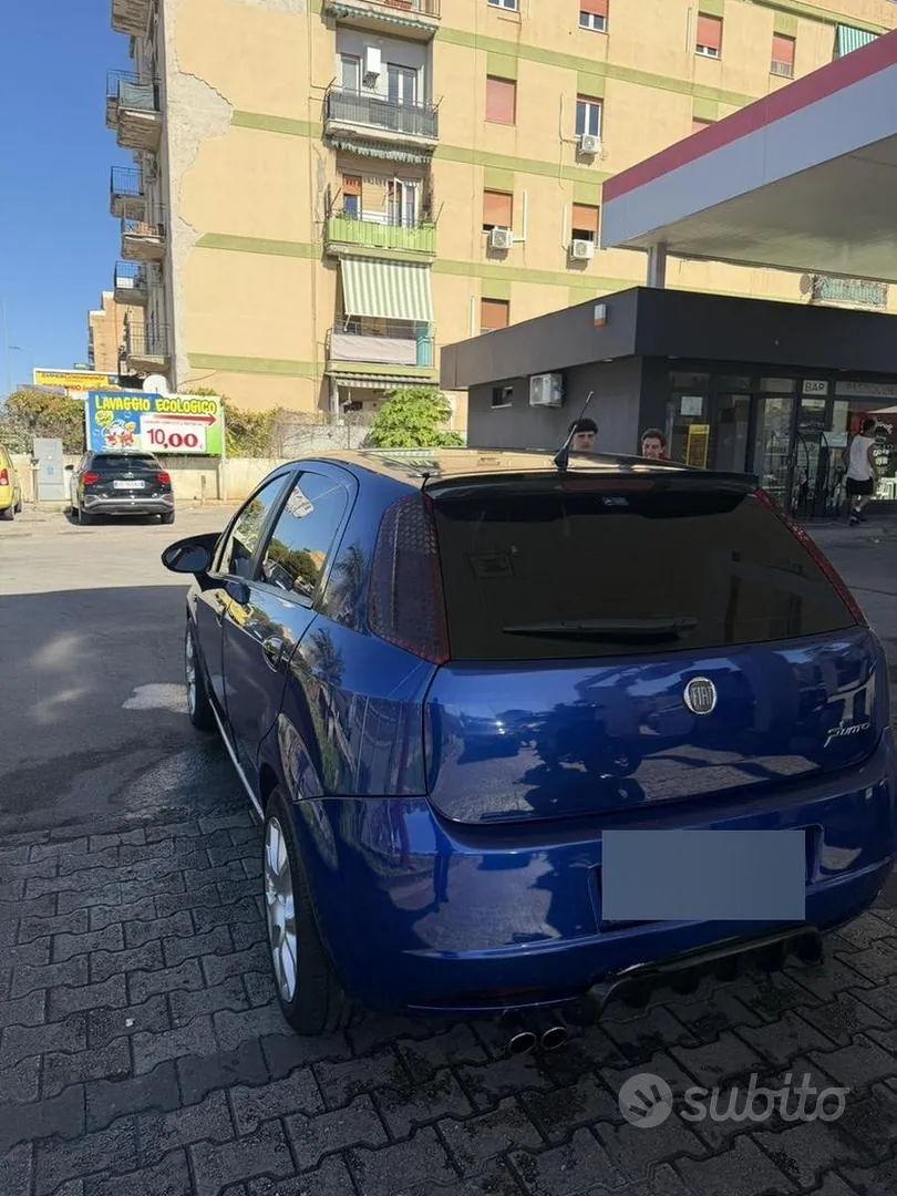 Fiat Grande Punto 2009 photo 3