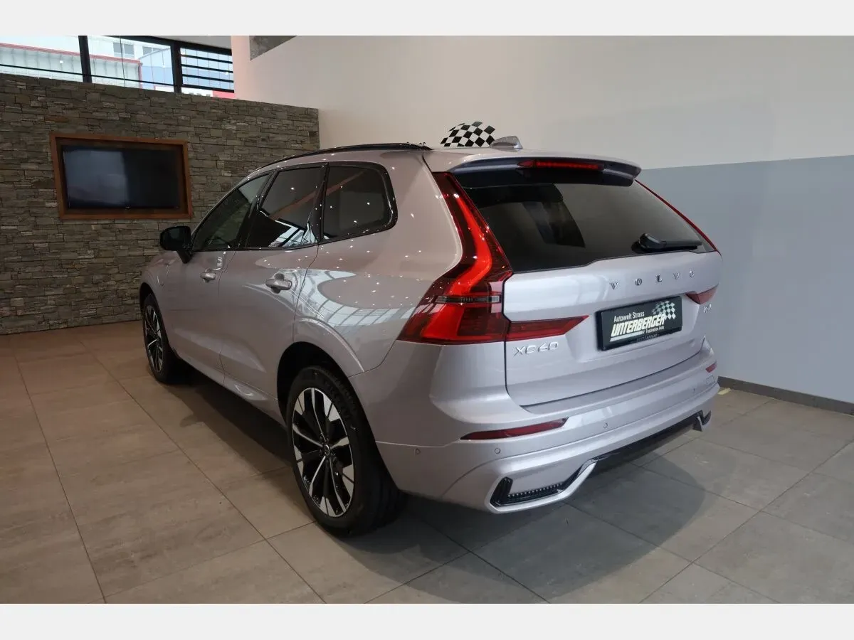 Volvo Xc60 2025 photo 3