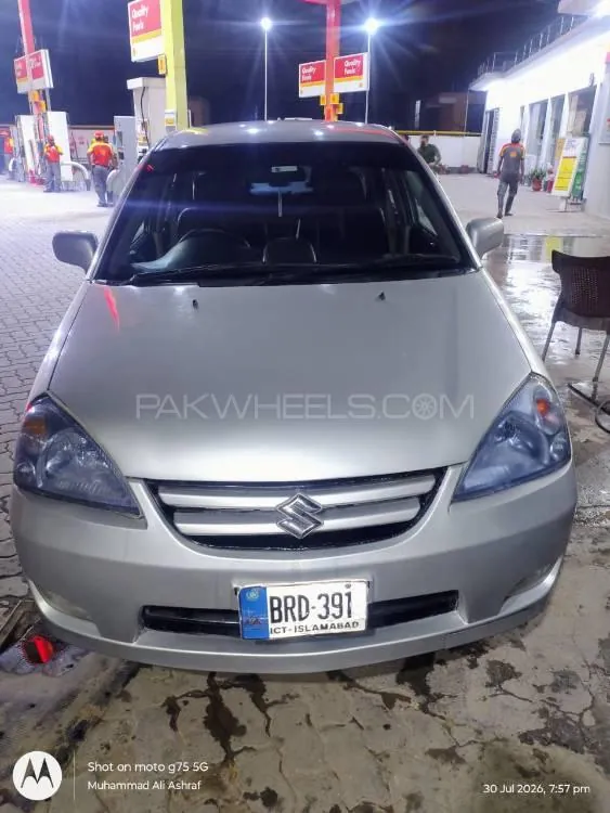Suzuki Liana