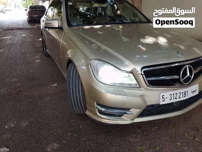 Mercedes-Benz C-Class 2011 photo 5