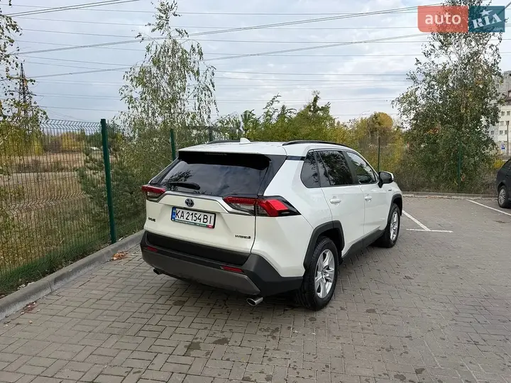 Toyota Rav4 2020 photo 5
