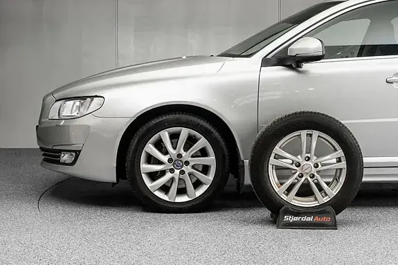 Volvo V70 2016 photo 5