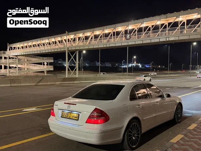 Mercedes-Benz E-Class 2004 photo 3