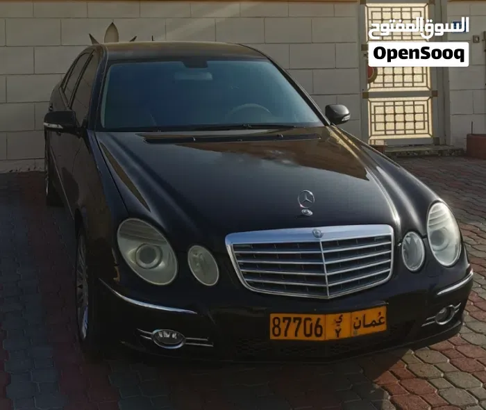 Mercedes-Benz E-Class 2004 photo 5