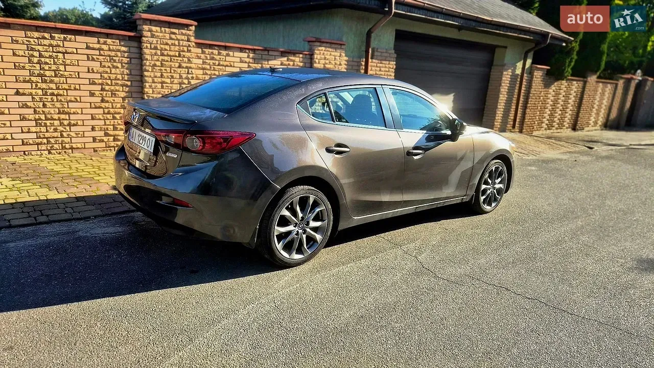Mazda 3 2017 photo 3