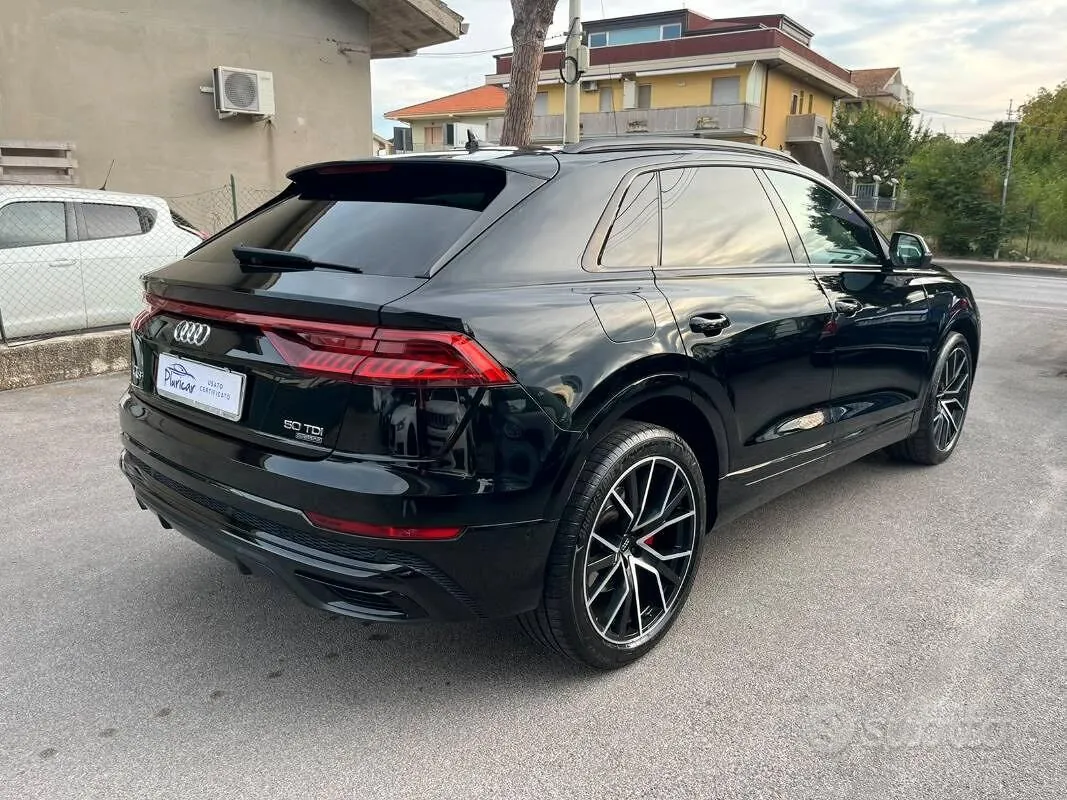 Audi Q8 2019 photo 5