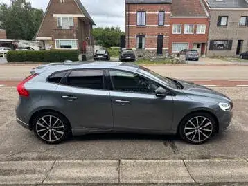 Volvo V40 2019 photo 3