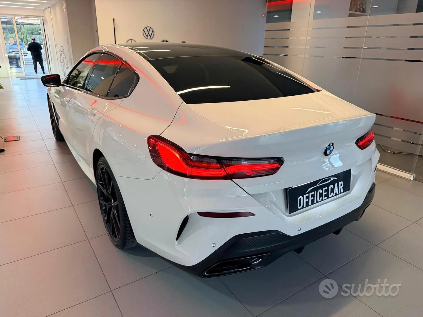 BMW 8 Series 2026 photo 5