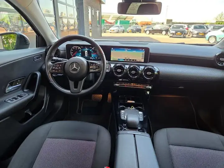 Mercedes-Benz A-Class 2020 photo 3