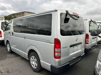 Toyota Hiace 2021 photo 5