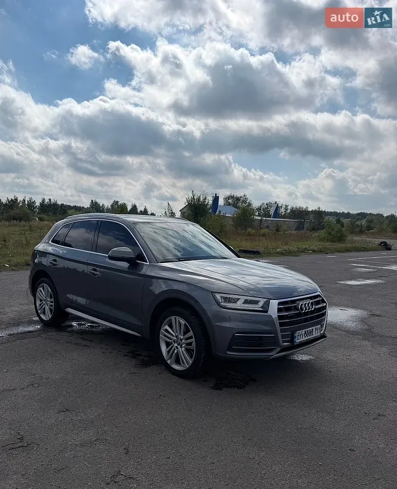 Audi Q5 2017 photo 2