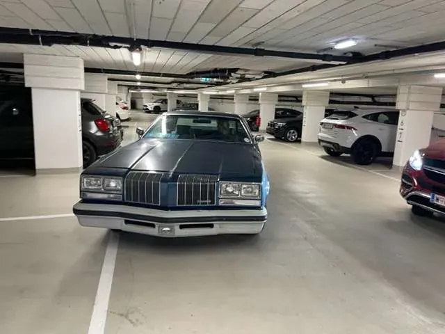 Oldsmobile Cutlass Salon