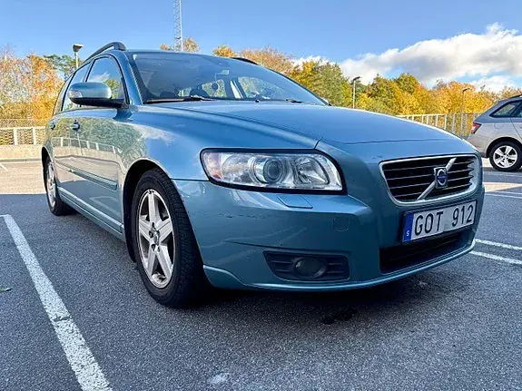 Volvo V50