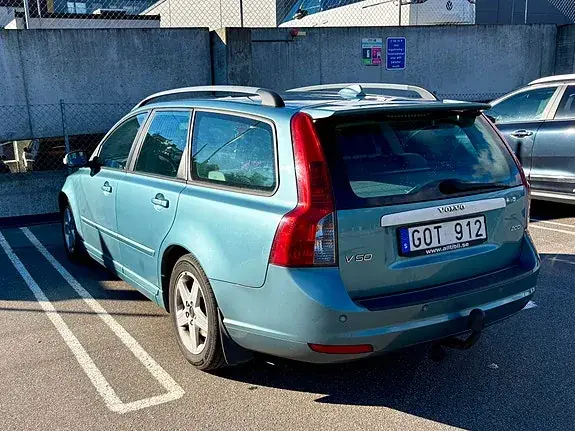 Volvo V50 2008 photo 4