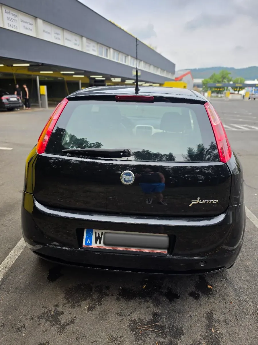 Fiat Punto 2007 photo 2