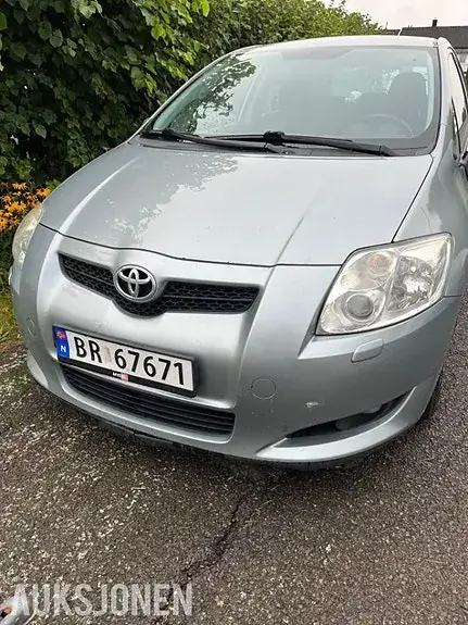 Toyota Auris 2008 photo 3