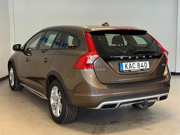 Volvo V60 Cross Country 2016 photo 4