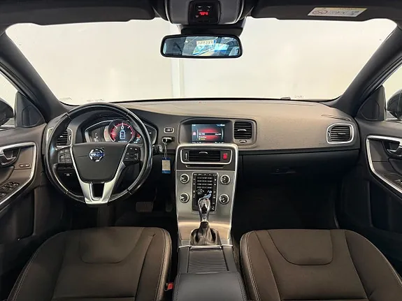Volvo V60 Cross Country 2016 photo 5