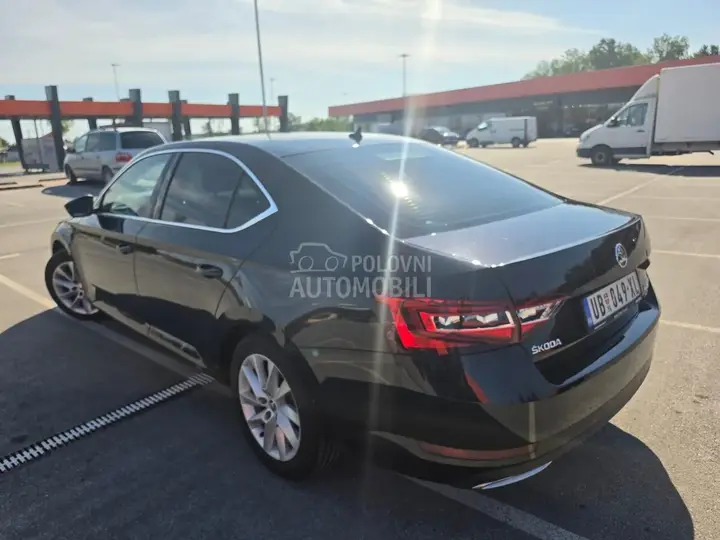 Skoda Superb 2018 photo 5