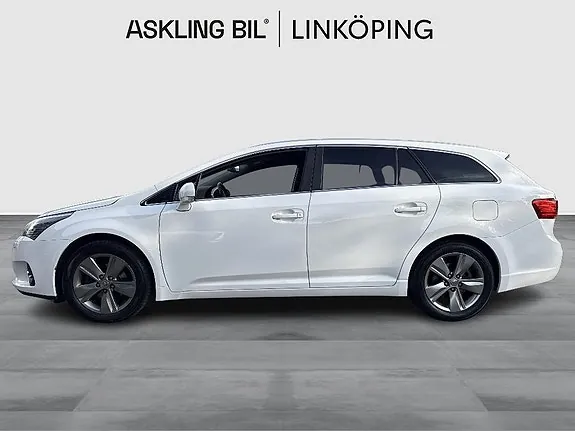 Toyota Avensis 2014 photo 3
