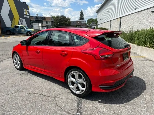 Ford Focus 2017 photo 3