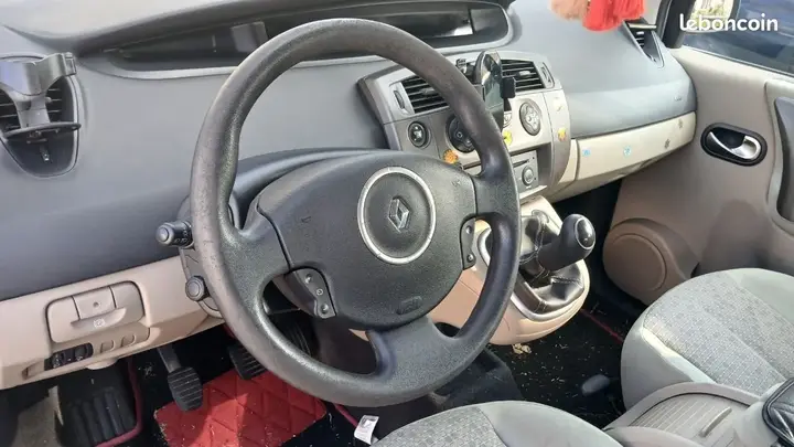 Renault Scenic 2007 photo 3
